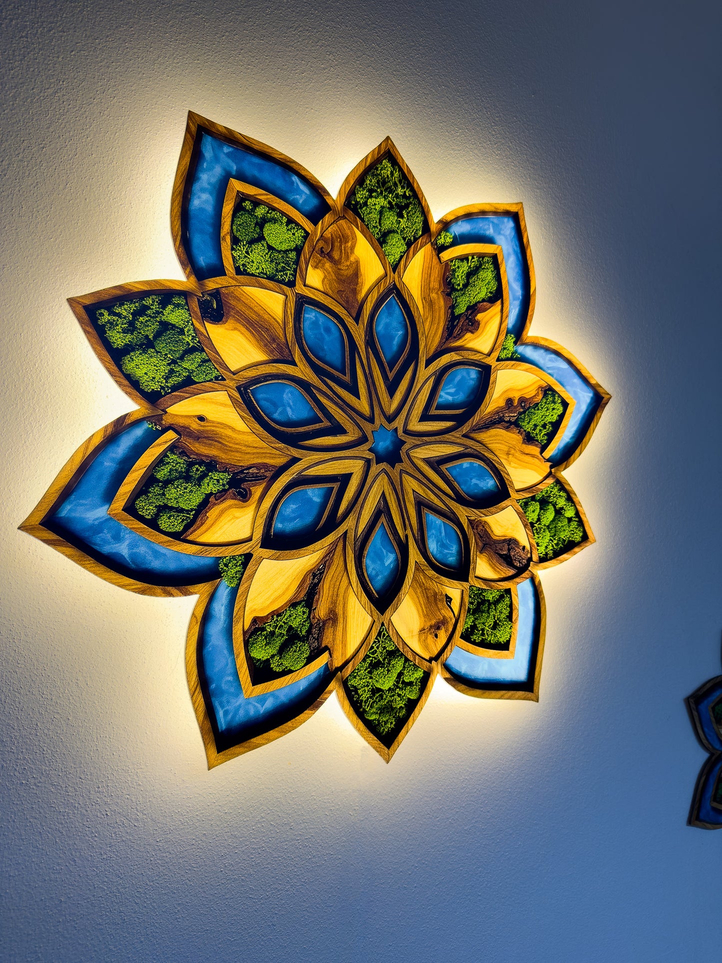 Luminous poster Mandala Flore Glass poster - moss stylized