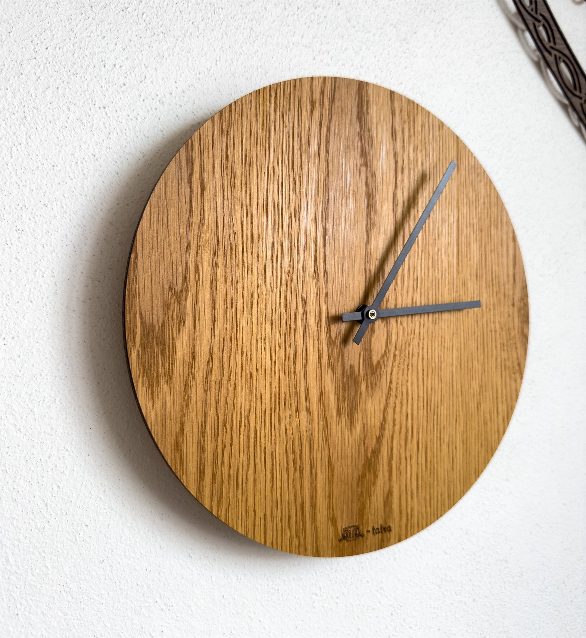 Circle oak wall clock