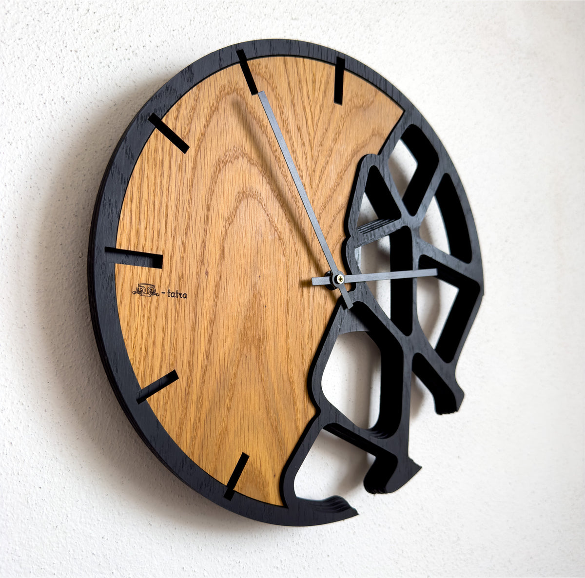 Terra – 3D Oak Wood Wall Clock