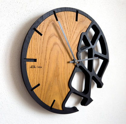 Terra – 3D Oak Wood Wall Clock