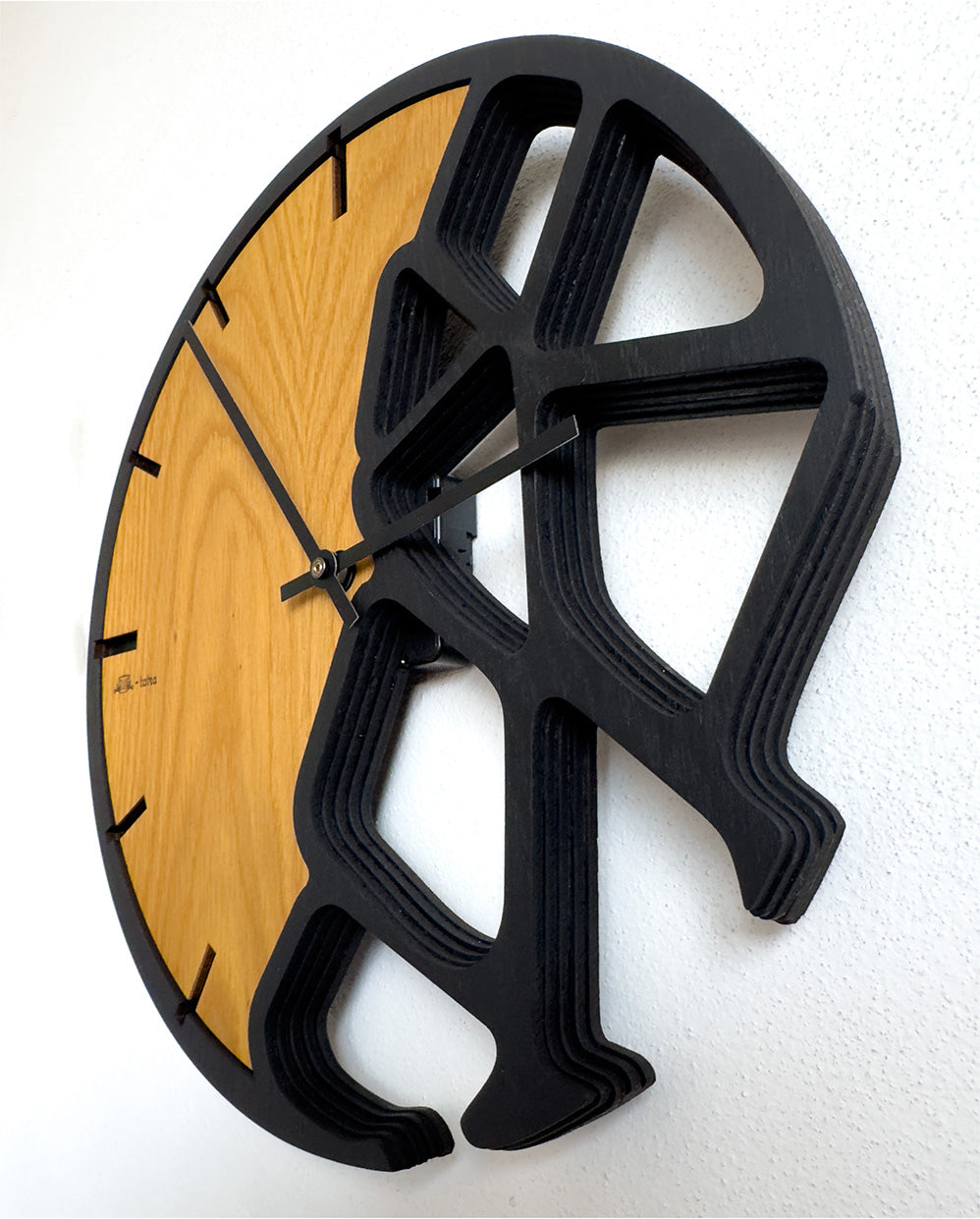 Terra – 3D Oak Wood Wall Clock