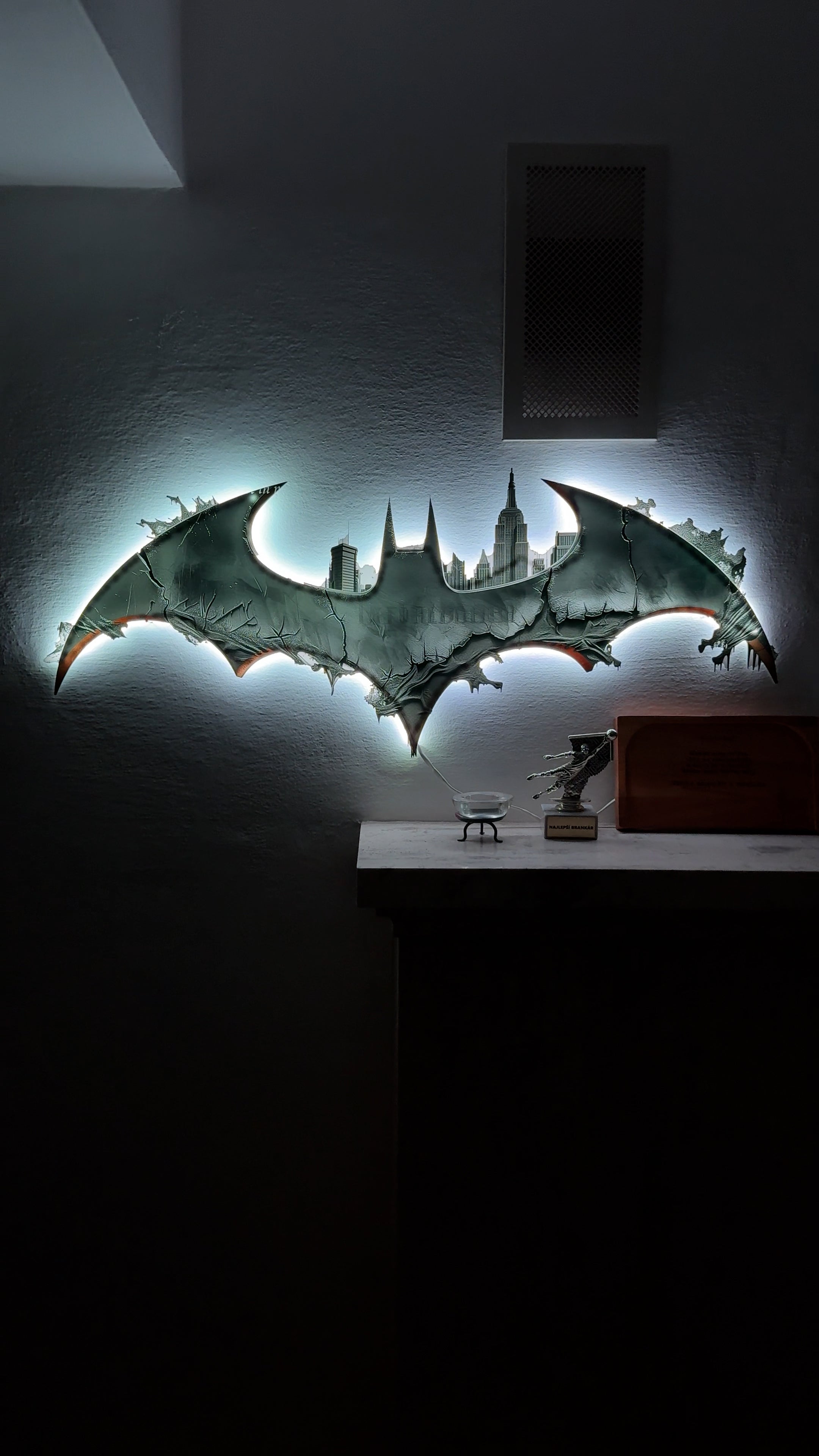 Luminous Poster Batman Rises – QueenPosters
