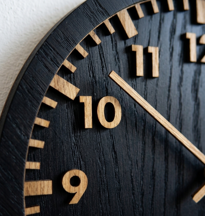 Noir – 3D Oak Wood Wall Clock