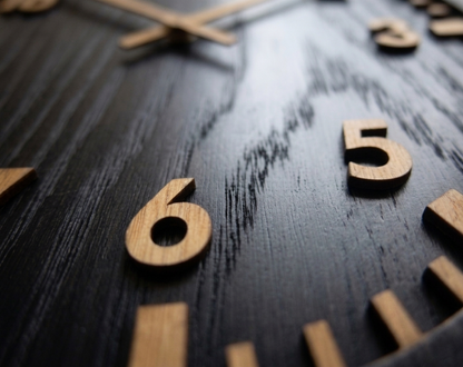 Noir – 3D Oak Wood Wall Clock
